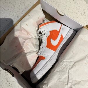 Air Jordan 1 Mid SE ‘Bright Citrus’